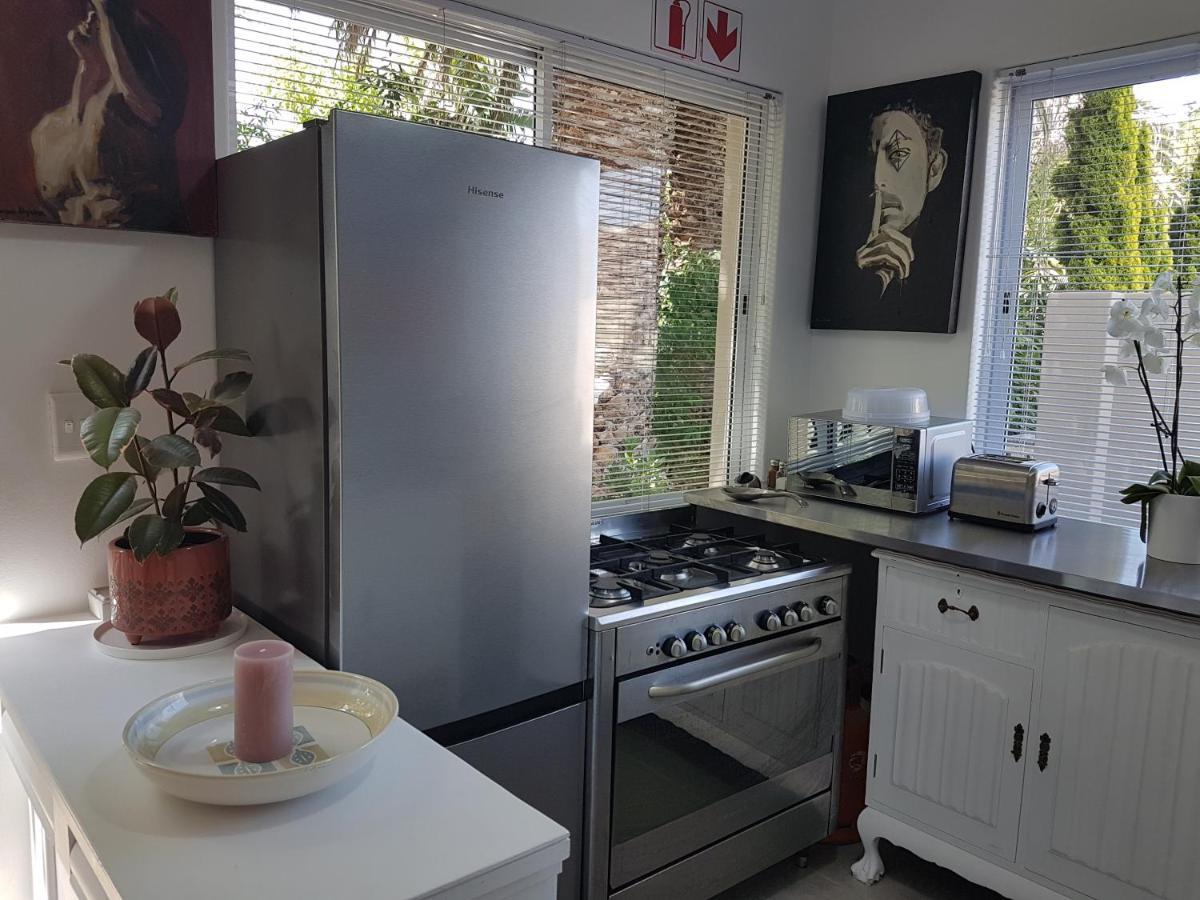 Somerset West Garden Apartments 1 Luaran gambar