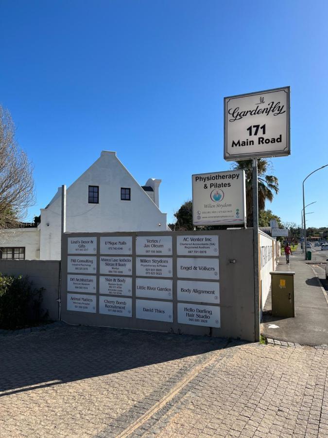 Somerset West Garden Apartments 1 Luaran gambar