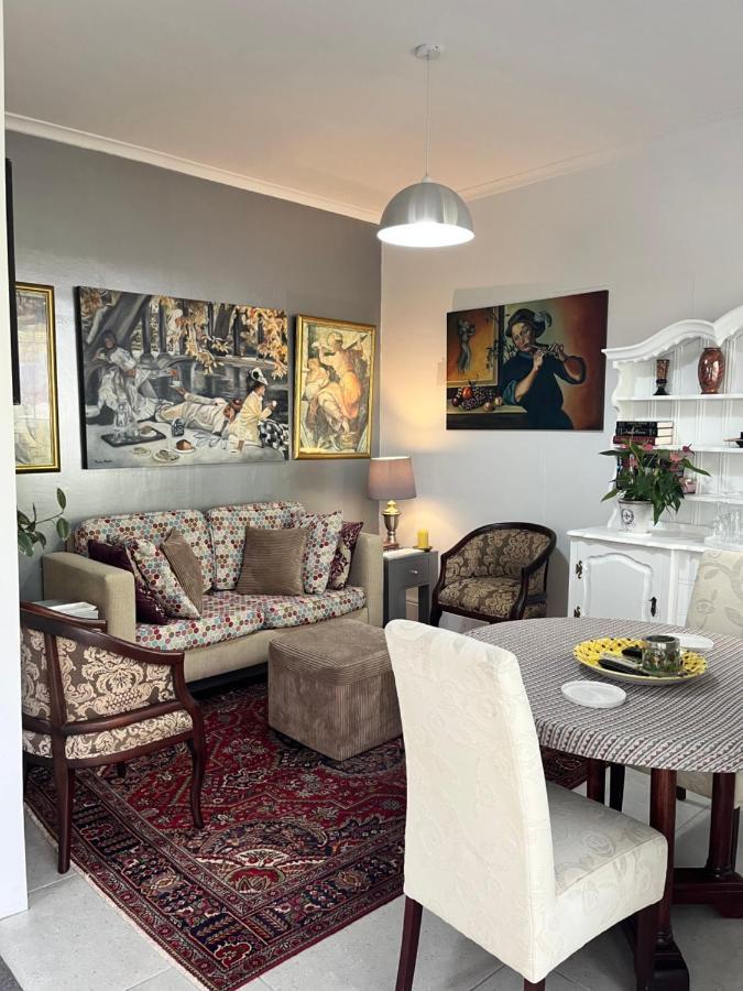 Somerset West Garden Apartments 1 Luaran gambar
