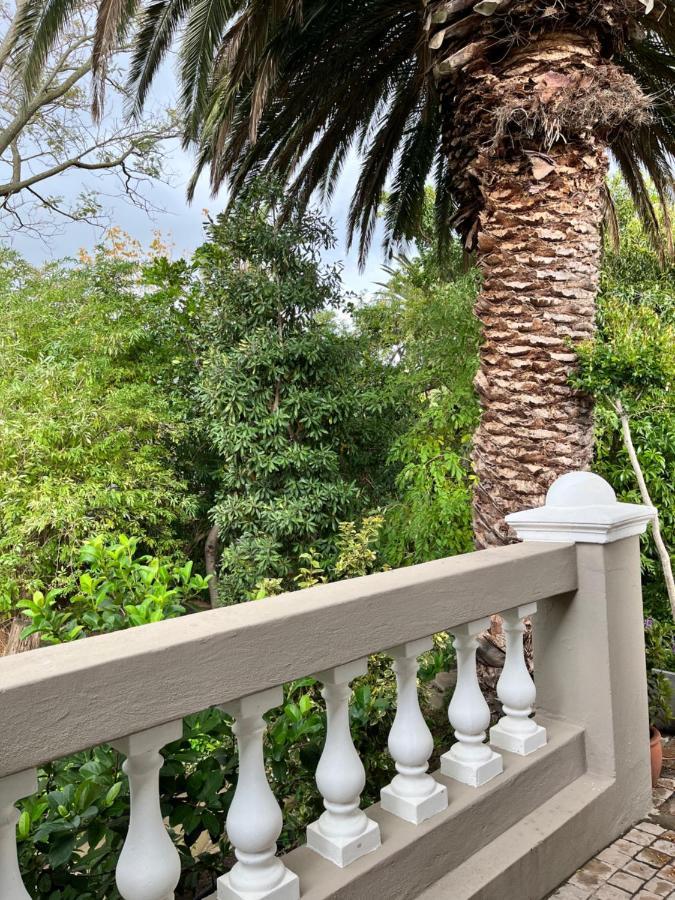 Somerset West Garden Apartments 1 Luaran gambar